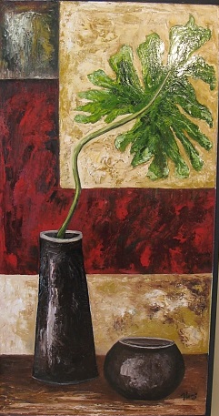 Leaf in black vase